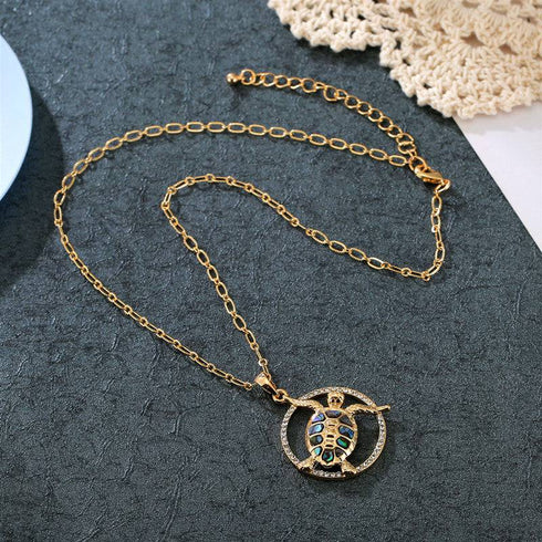 Replica Mother-Of-Pearl Necklace Diamond-Studded Turtle