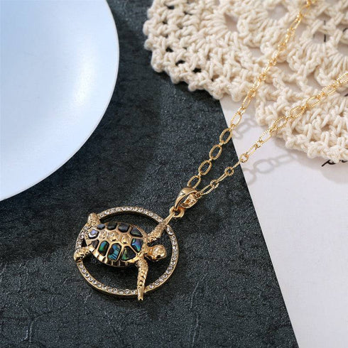 Replica Mother-Of-Pearl Necklace Diamond-Studded Turtle