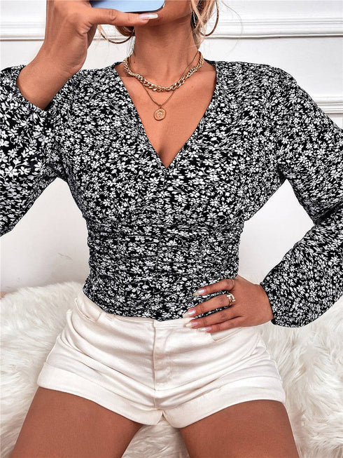 Long Sleeve V Neck Floral Top