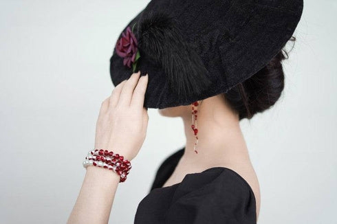 Bite Mark Blood Pearl Necklace Hoop Choker